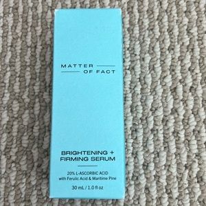 MATTER OF FACT
BRIGHTENING + FIRMING SERUM with 20% Vitamin C + Ferulic Acid